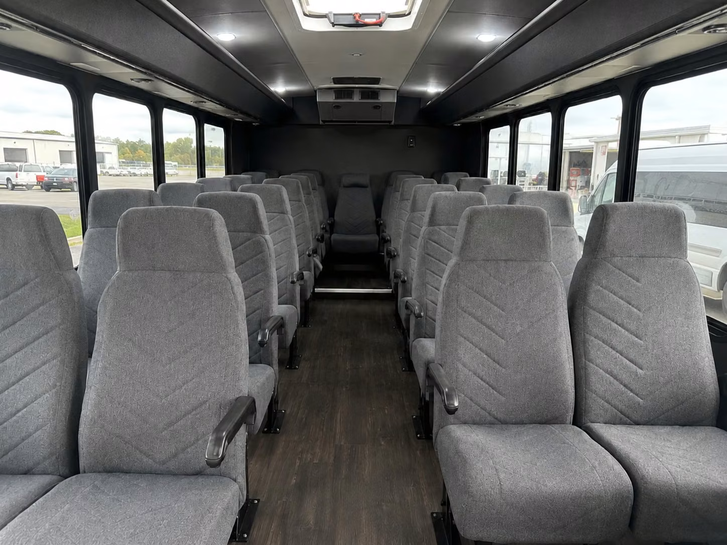 minibus rentals for smaller prom groups in gainesville florida